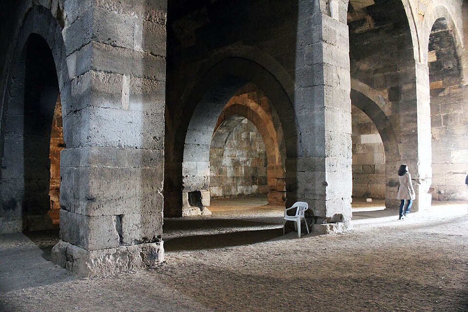 AksaraySultanhaniCaravanserai4.jpg