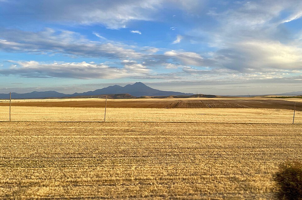 Hasan Dağı, Mount Hasan.jpg