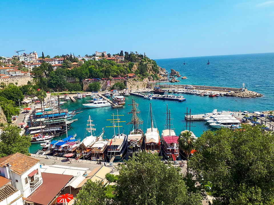 Antalya kaleiçi 2.jpg